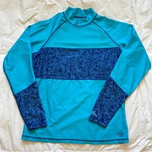 UV Skinz Long sleeve sun and swim shirt upf 50+ sz med koi swim modest beach